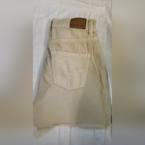 American Eagle Distressed Shorts Sz 00 - Picture 2 of 6